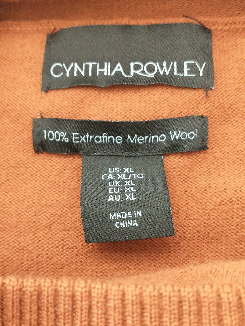 NWT Cynthia Rowley 100% Extra Fine Merino Wool Deep Pumpkin Colored Cowl Sweater - Picture 8 of 10